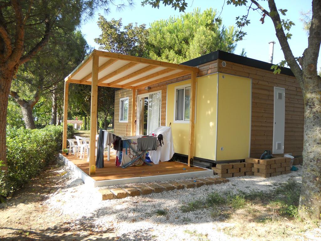 פסארו Camping Paradiso חדר תמונה